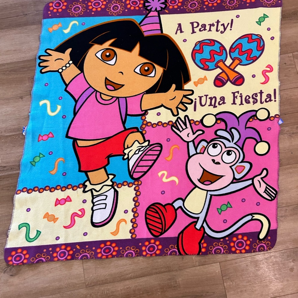Nickelodeon Dora the Explorer Bright Multicolor Party Throw Blanket